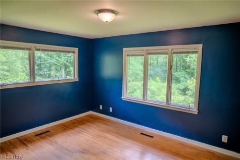 100 Crestwood Circle Marietta OH 45750