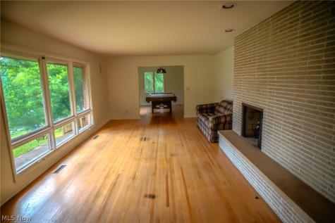 100 Crestwood Circle Marietta OH 45750