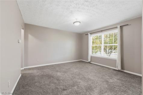 8056 Greenwich Boulevard NW Massillon OH 44646
