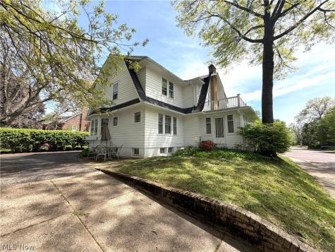 359 22nd Street NW Canton OH 44709