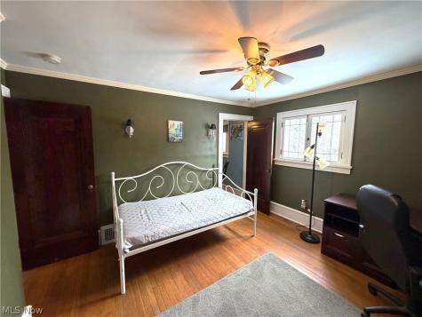 359 22nd Street NW Canton OH 44709