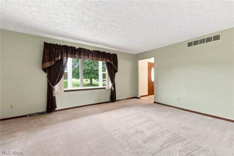 2914 Serfass Road Clinton OH 44216