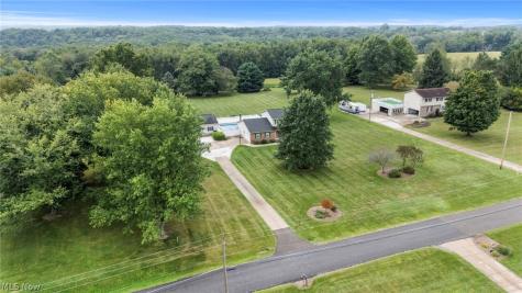2914 Serfass Road Clinton OH 44216