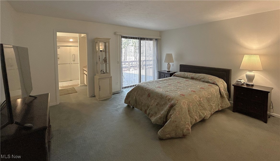 692 Arbor Way Aurora OH 44202