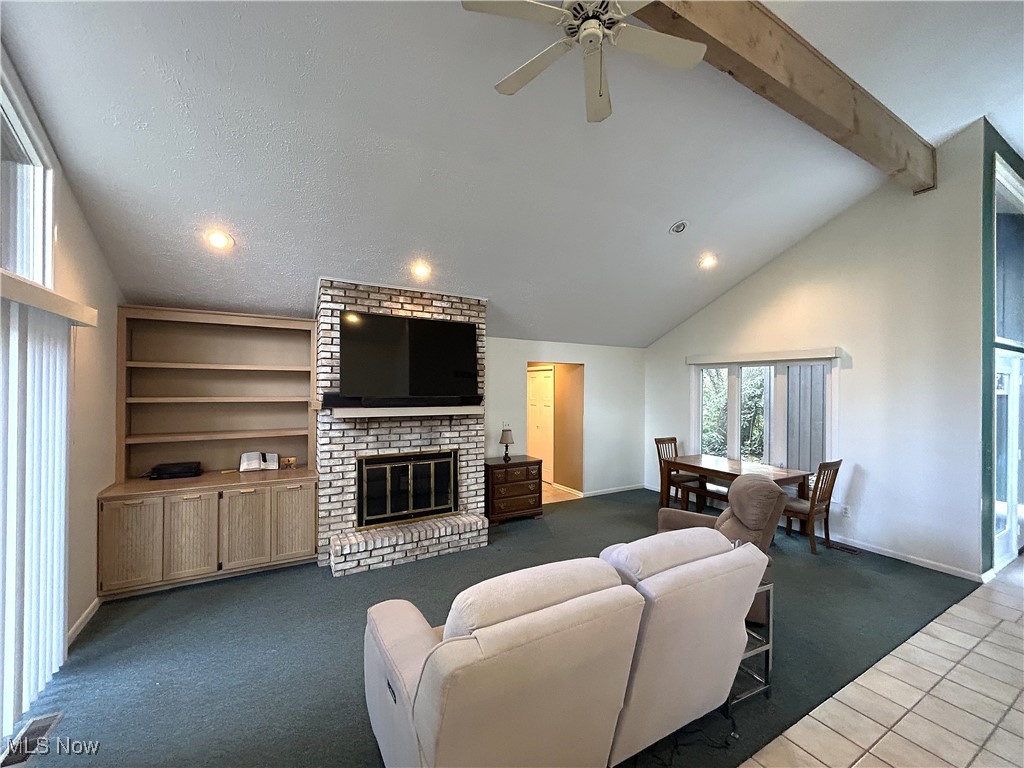 692 Arbor Way Aurora OH 44202