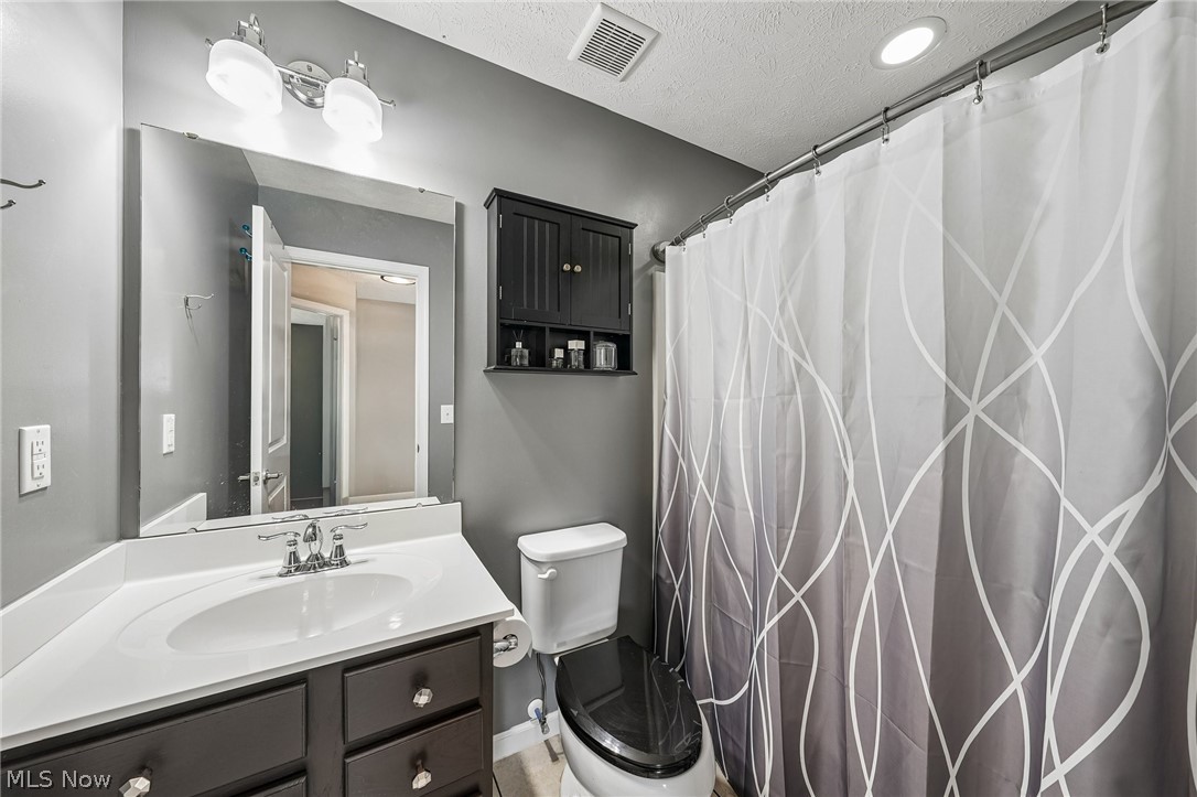 1583 Crescent Drive Streetsboro OH 44241