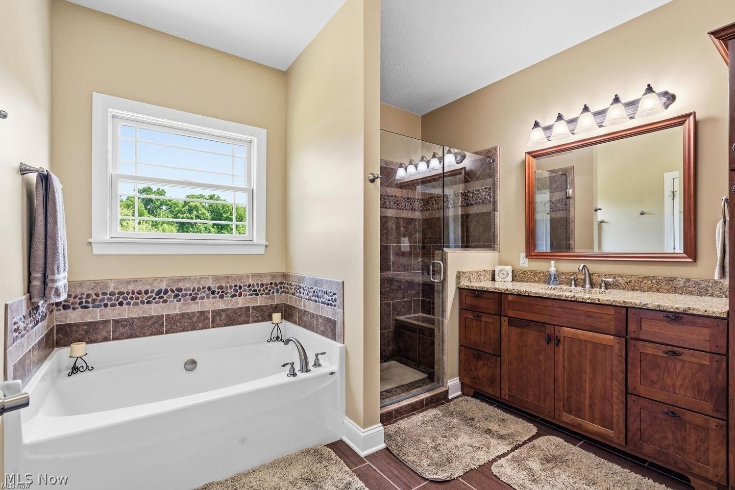 10685 Beech Street NE Louisville OH 44641