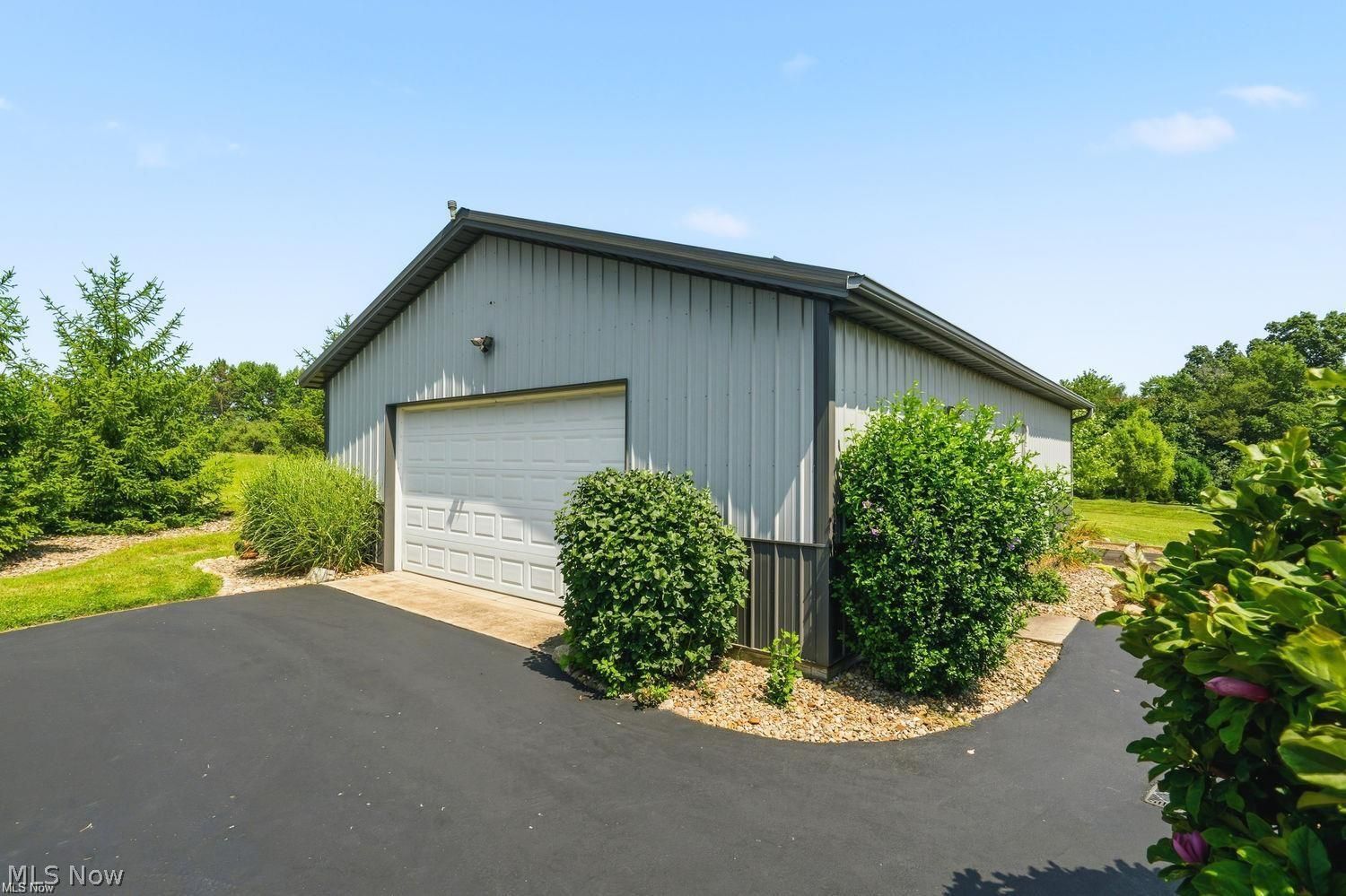 10685 Beech Street NE Louisville OH 44641