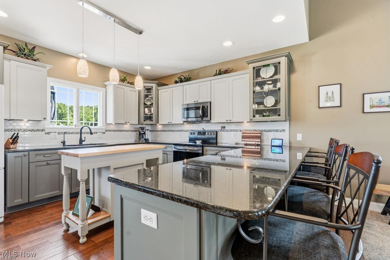 10685 Beech Street NE Louisville OH 44641