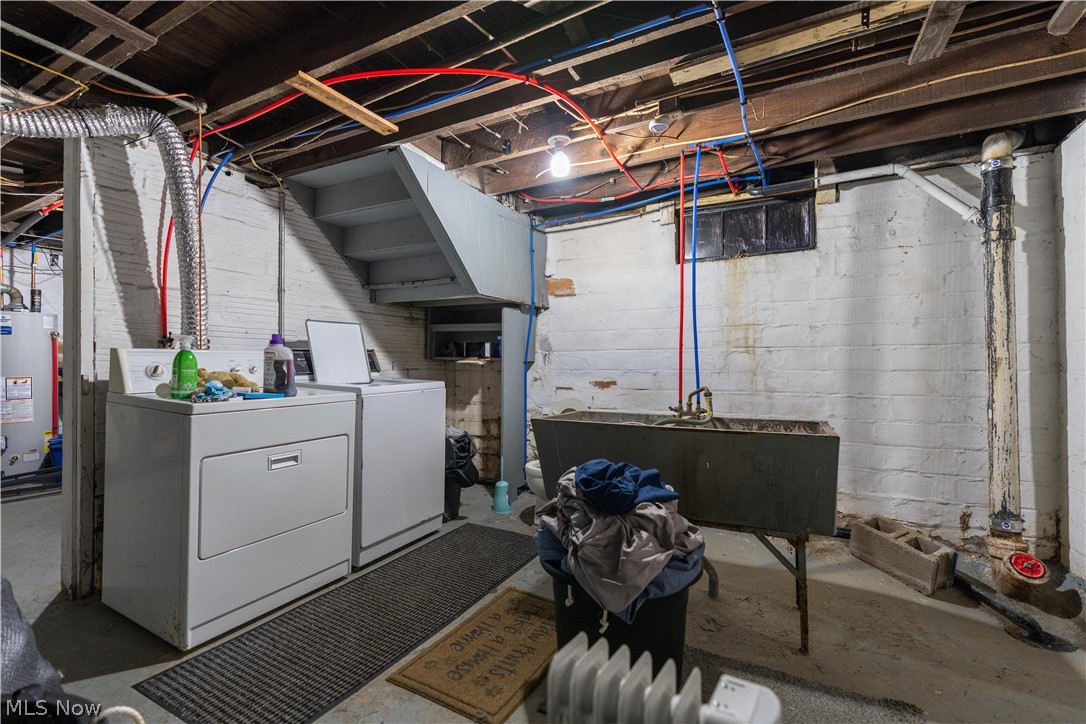 1421 Ferndale Road NW Canton OH 44709