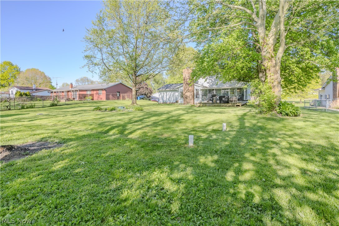 11805 Meadowlane Avenue NW Uniontown OH 44685