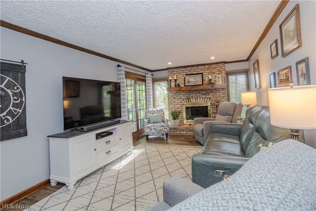 11805 Meadowlane Avenue NW Uniontown OH 44685