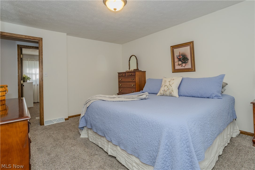 11805 Meadowlane Avenue NW Uniontown OH 44685