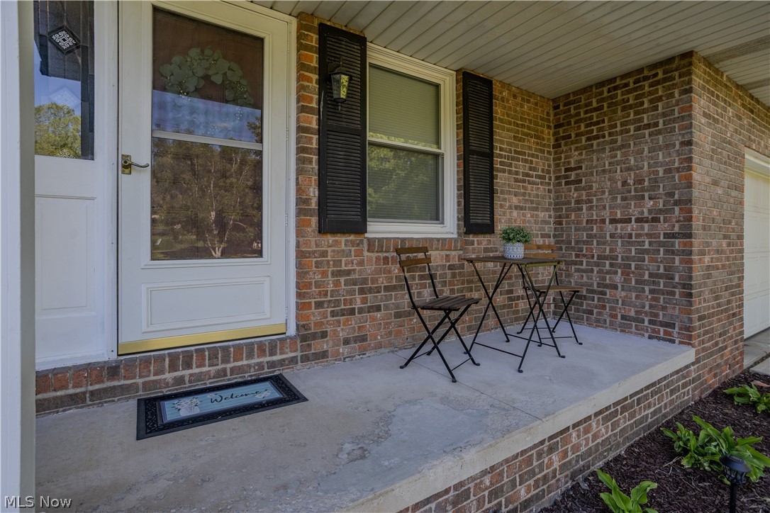 11805 Meadowlane Avenue NW Uniontown OH 44685