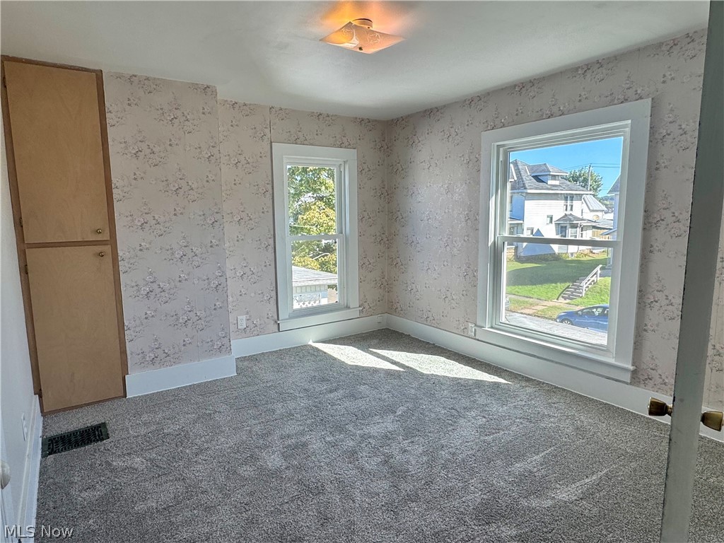 717 S South Lawn Avenue Coshocton OH 43812