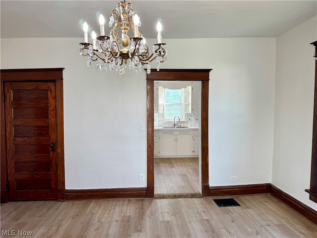 717 S South Lawn Avenue Coshocton OH 43812