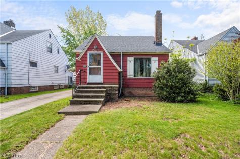 21570 Priday Avenue Euclid OH 44123