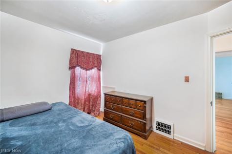 21570 Priday Avenue Euclid OH 44123