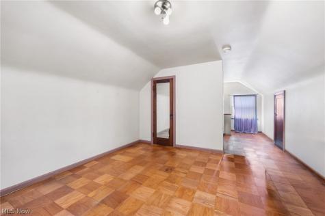 21570 Priday Avenue Euclid OH 44123