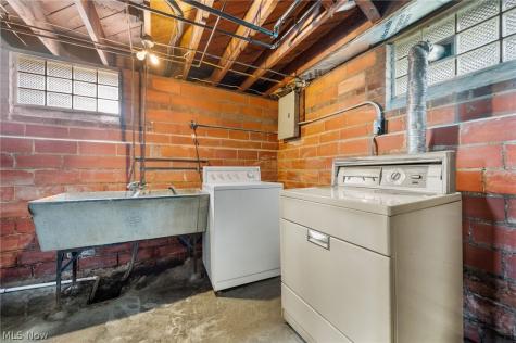 21570 Priday Avenue Euclid OH 44123