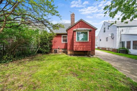 21570 Priday Avenue Euclid OH 44123