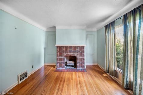 21570 Priday Avenue Euclid OH 44123