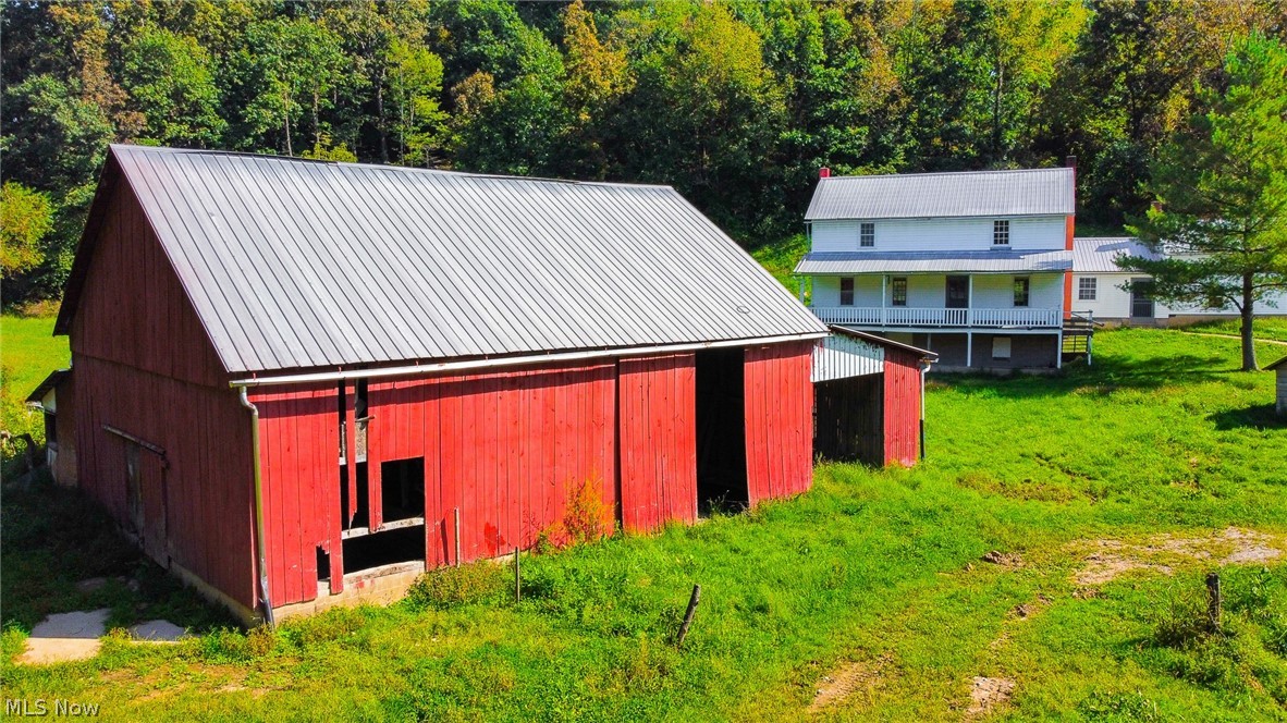 56176 Cline Road Barnesville OH 43713