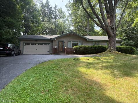 15008 State Route 113 Wakeman OH 44889