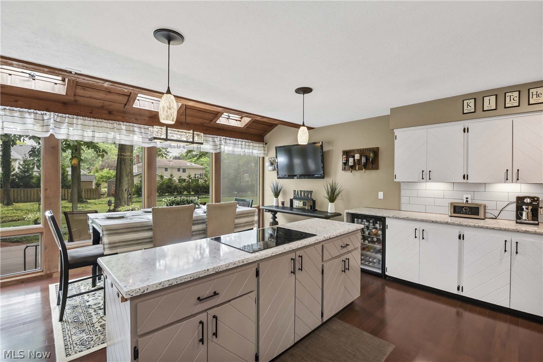 31115 Roxbury Park Drive Bay Village OH 44140