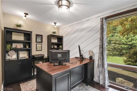 31115 Roxbury Park Drive Bay Village OH 44140