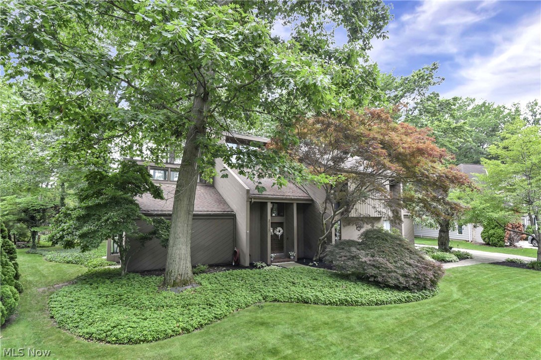 31115 Roxbury Park Drive Bay Village OH 44140