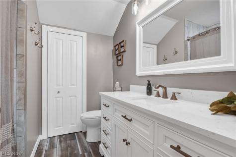 31115 Roxbury Park Drive Bay Village OH 44140