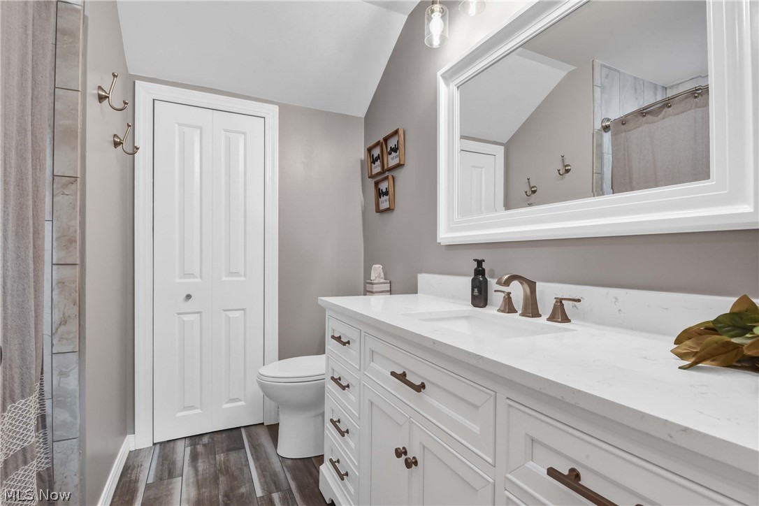 31115 Roxbury Park Drive Bay Village OH 44140