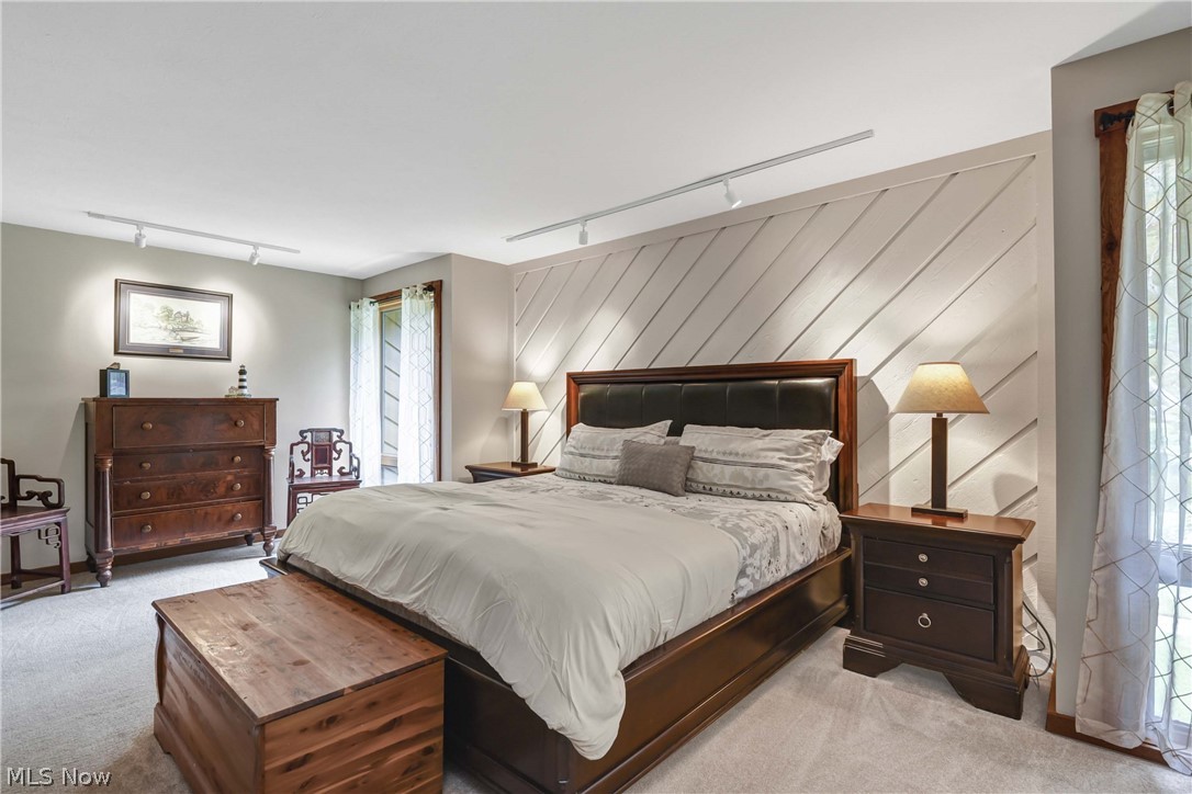 31115 Roxbury Park Drive Bay Village OH 44140