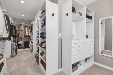 31115 Roxbury Park Drive Bay Village OH 44140