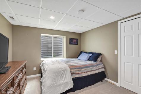 31115 Roxbury Park Drive Bay Village OH 44140