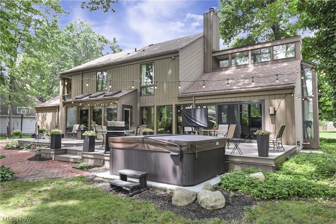 31115 Roxbury Park Drive Bay Village OH 44140