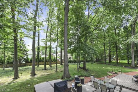 31115 Roxbury Park Drive Bay Village OH 44140