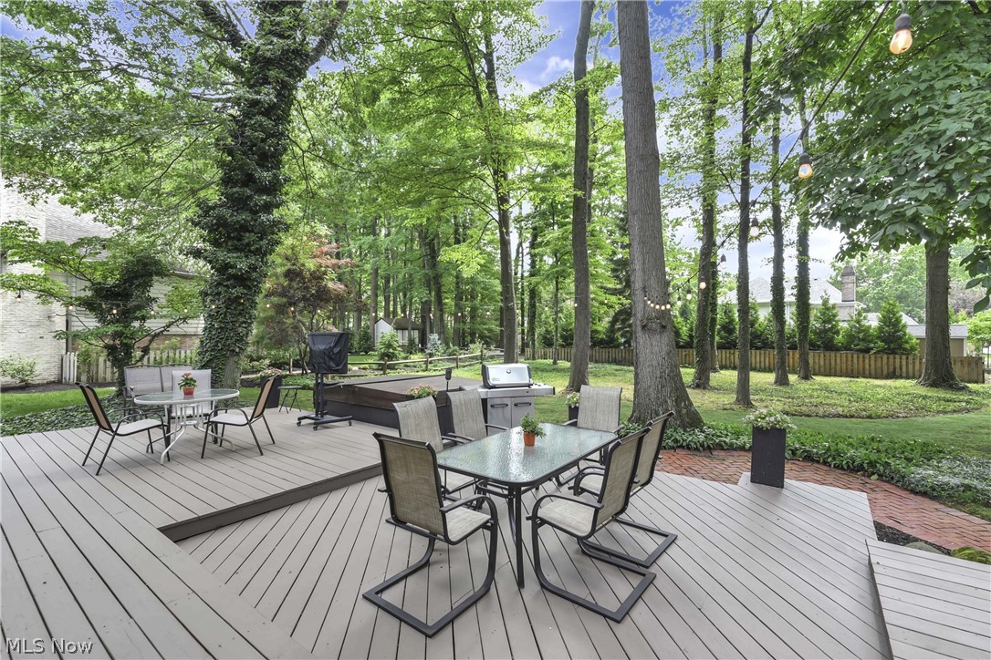 31115 Roxbury Park Drive Bay Village OH 44140