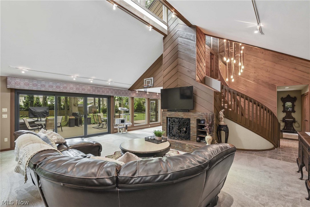 31115 Roxbury Park Drive Bay Village OH 44140
