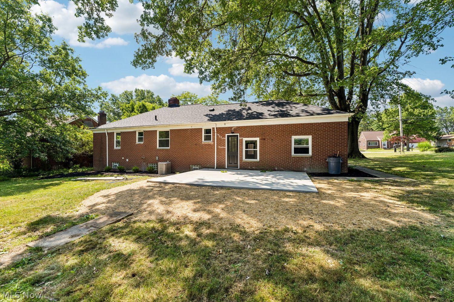 489 Mapleview Drive Seven Hills OH 44131