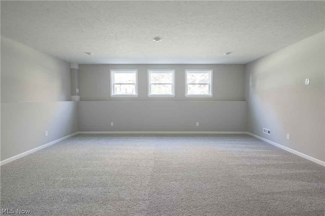 3831 Golden Wood Way Green OH 44685