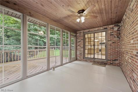 2500 Treetop Circle NE Canton OH 44705