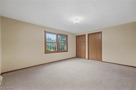 2500 Treetop Circle NE Canton OH 44705