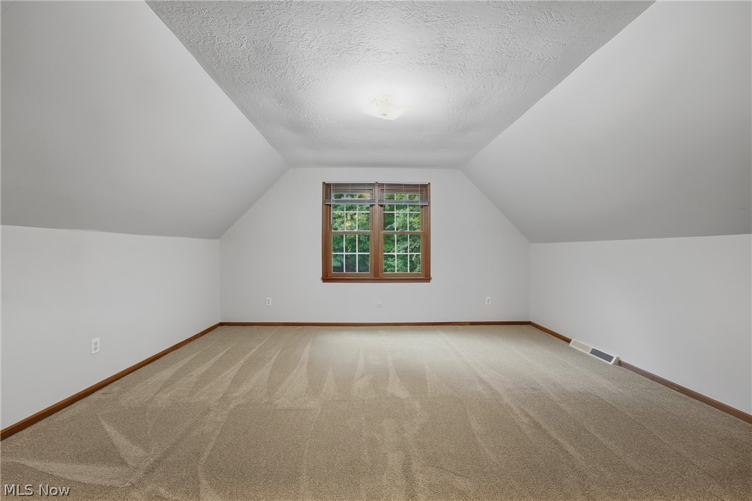 2500 Treetop Circle NE Canton OH 44705