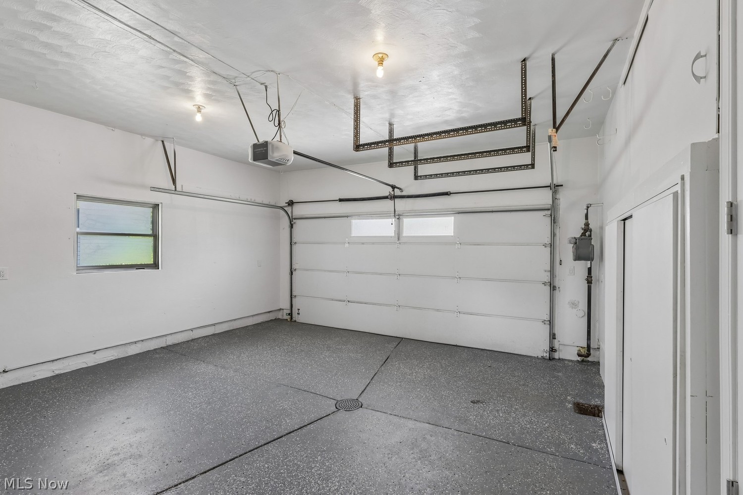 270 Starlight Drive Seven Hills OH 44131