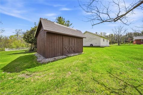 16156 Thompson Road Thompson OH 44086