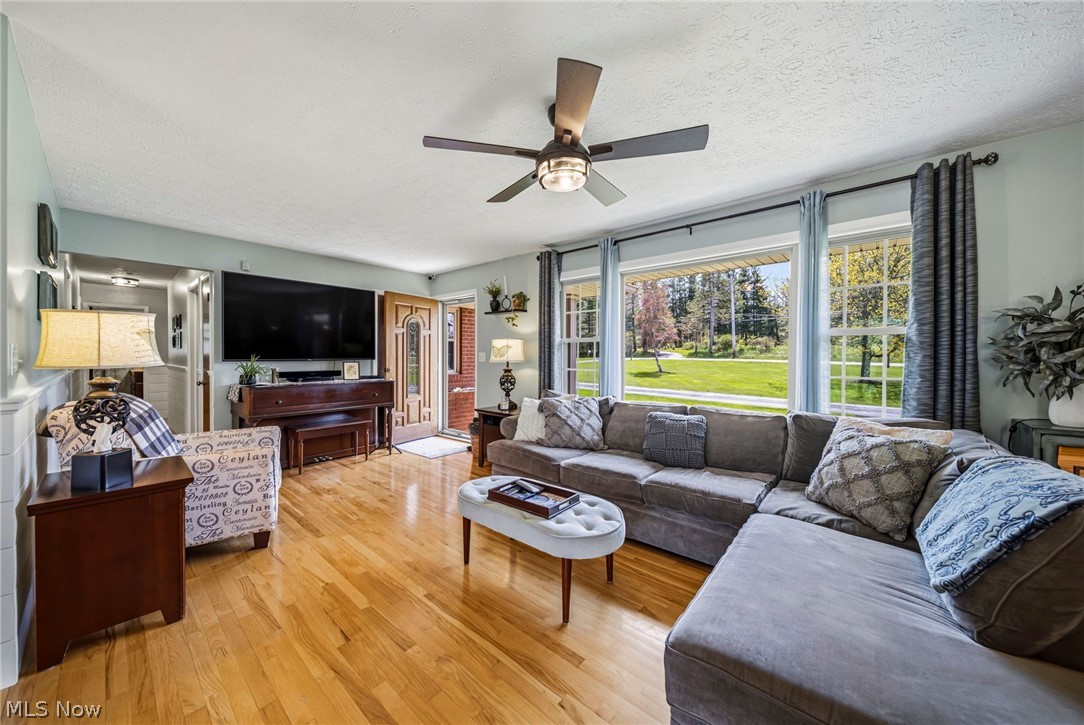 16156 Thompson Road Thompson OH 44086