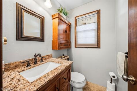 16156 Thompson Road Thompson OH 44086