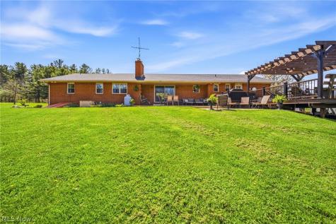 16156 Thompson Road Thompson OH 44086